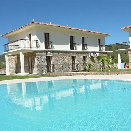 Orka Village Апарт-отель 4*